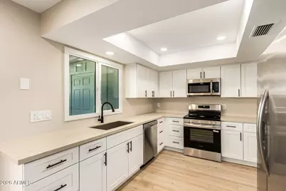 1742 W Stella Lane, Phoenix, AZ 85015 - Photo 1