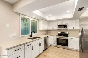 1742 W Stella Ln, Phoenix, AZ 85015 - Photo 1