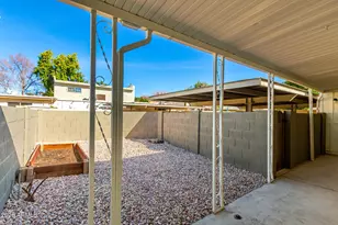 1742 W Stella Ln, Phoenix, AZ 85015 - Photo 25