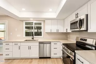 1742 W Stella Ln, Phoenix, AZ 85015 - Photo 13