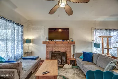 2310 N Dayton Street, Phoenix, AZ 85006 - Photo 5