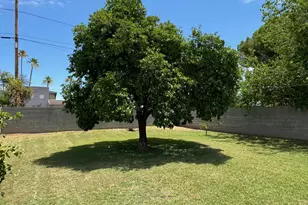 2723 N Greenfield Rd, Phoenix, AZ 85006 - Photo 15