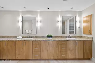 2402 E Esplanade Ln, Phoenix, AZ 85016 - Photo 35