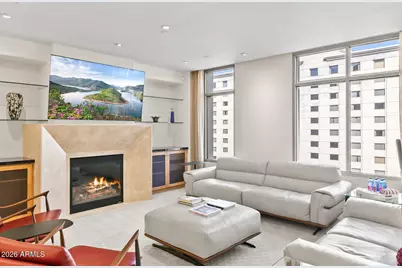 2402 E Esplanade Lane #704, Phoenix, AZ 85016 - Photo 9