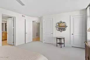 2402 E Esplanade Ln, Phoenix, AZ 85016 - Photo 33