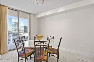 2402 E Esplanade Ln, Phoenix, AZ 85016 - Photo 13