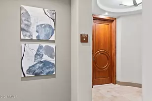 2402 E Esplanade Ln, Phoenix, AZ 85016 - Photo 39