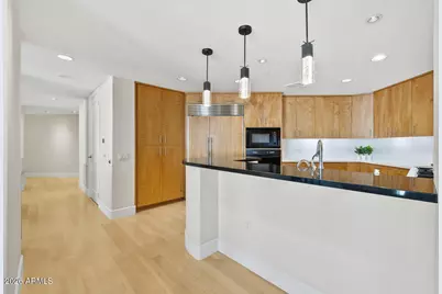 2402 E Esplanade Lane #704, Phoenix, AZ 85016 - Photo 15