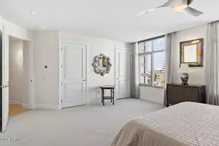 2402 E Esplanade Ln, Phoenix, AZ 85016 - Photo 31