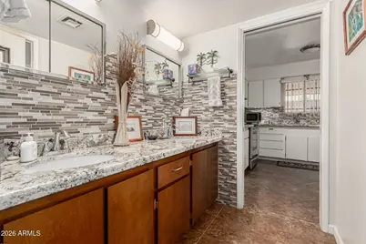 5301 W Vernon Avenue, Phoenix, AZ 85035 - Photo 23
