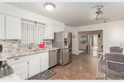 5301 W Vernon Avenue, Phoenix, AZ 85035 - Photo 9