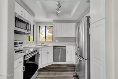 7008 E Gold Dust Avenue #217, Paradise Valley, AZ 85253 - Photo 7