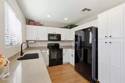 17449 W Calavar Road, Surprise, AZ 85388 - Photo 9