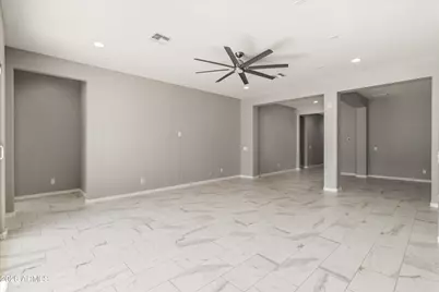 1073 E Holland Park Drive, Gilbert, AZ 85297 - Photo 7