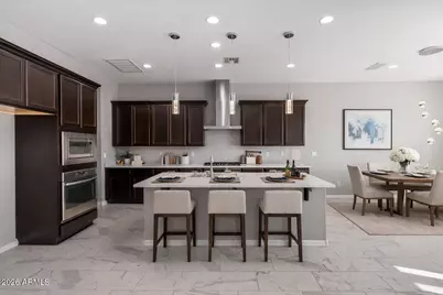 1073 E Holland Park Drive, Gilbert, AZ 85297 - Photo 11