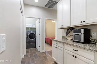 2735 E Hickory Street, Gilbert, AZ 85298 - Photo 9