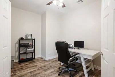 2735 E Hickory Street, Gilbert, AZ 85298 - Photo 7