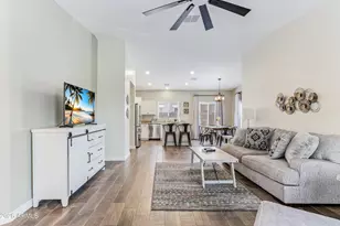 2735 E Hickory St, Gilbert, AZ 85298 - Photo 5