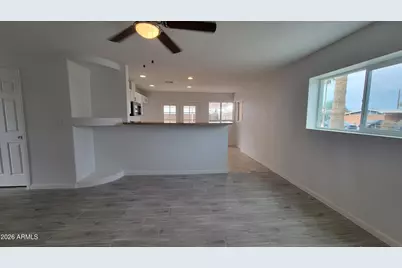 2955 W Saint Moritz Lane, Phoenix, AZ 85053 - Photo 5