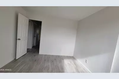 2955 W Saint Moritz Lane, Phoenix, AZ 85053 - Photo 17