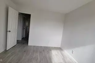 2955 W St Moritz Ln, Phoenix, AZ 85053 - Photo 17