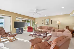 13806 N Crown Point, Sun City, AZ 85351 - Photo 7