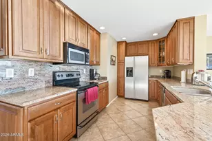 13806 N Crown Point, Sun City, AZ 85351 - Photo 11