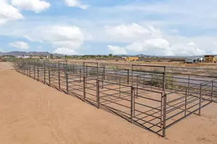 50910 W Long Rifle Rd, Aguila, AZ 85320 - Photo 31