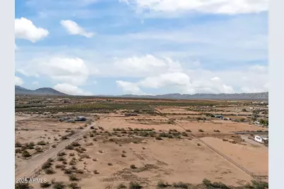 50910 W Long Rifle Road, Aguila, AZ 85320 - Photo 49