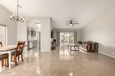 19522 N 84th Avenue, Peoria, AZ 85382 - Photo 3