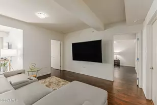 7151 E Rancho Vista Dr, Scottsdale, AZ 85251 - Photo 1