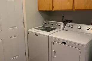 10315 W Oakmont Dr, Sun City, AZ 85351 - Photo 15