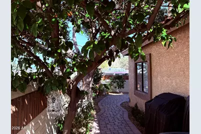 1636 E Villa Theresa Drive, Phoenix, AZ 85022 - Photo 47