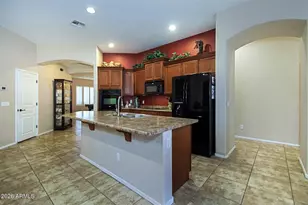 2011 W Spur Dr, Phoenix, AZ 85085 - Photo 19