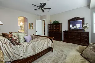 2011 W Spur Dr, Phoenix, AZ 85085 - Photo 33