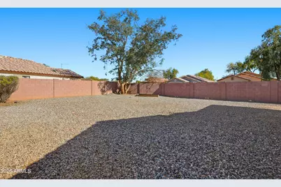 14752 W Banff Lane, Surprise, AZ 85379 - Photo 37