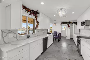 10601 W Bayside Rd, Sun City, AZ 85351 - Photo 11