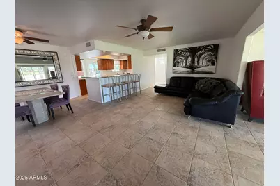 10416 W Prairie Hills Circle, Sun City, AZ 85351 - Photo 25