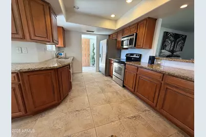 10416 W Prairie Hills Circle, Sun City, AZ 85351 - Photo 19