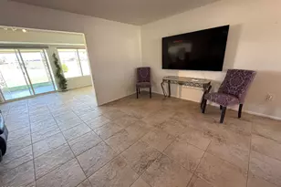 10416 W Prairie Hills Cir, Sun City, AZ 85351 - Photo 23