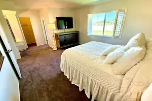 10416 W Prairie Hills Cir, Sun City, AZ 85351 - Photo 11