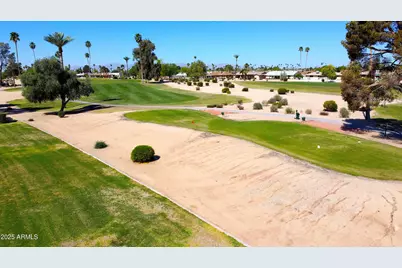 10416 W Prairie Hills Circle, Sun City, AZ 85351 - Photo 3