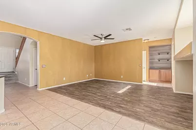 707 W Agrarian Hills Drive, San Tan Valley, AZ 85143 - Photo 9