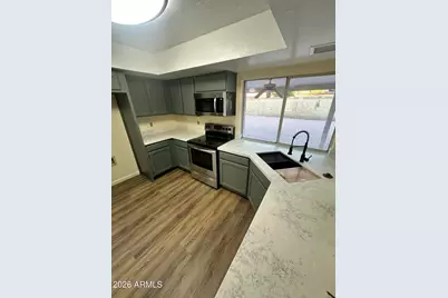 935 N Senate Street, Chandler, AZ 85225 - Photo 5