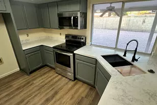 935 N Senate St, Chandler, AZ 85225 - Photo 11