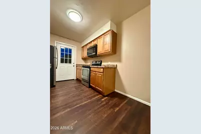 825 E 5th Street #C, Mesa, AZ 85203 - Photo 5