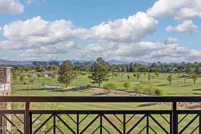 2 Biltmore Estate #309, Phoenix, AZ 85016 - Photo 11