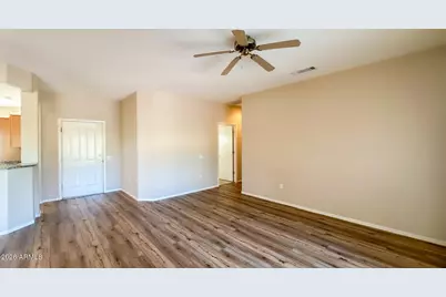17961 N Somerset Drive, Surprise, AZ 85374 - Photo 9