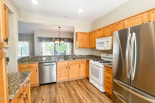17961 N Somerset Dr, Surprise, AZ 85374 - Photo 7