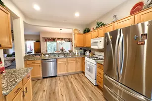 17961 N Somerset Dr, Surprise, AZ 85374 - Photo 7